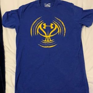 UNDERARMOUR T SHIRT